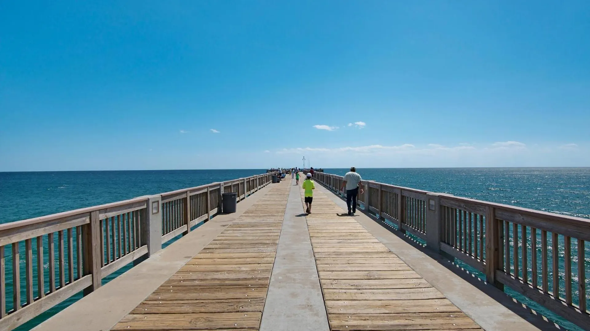 Wowza! You Have To See This Opulent Gulf Front Home! 5 Star Accommodation! Panama City Beach Prázdninový dům