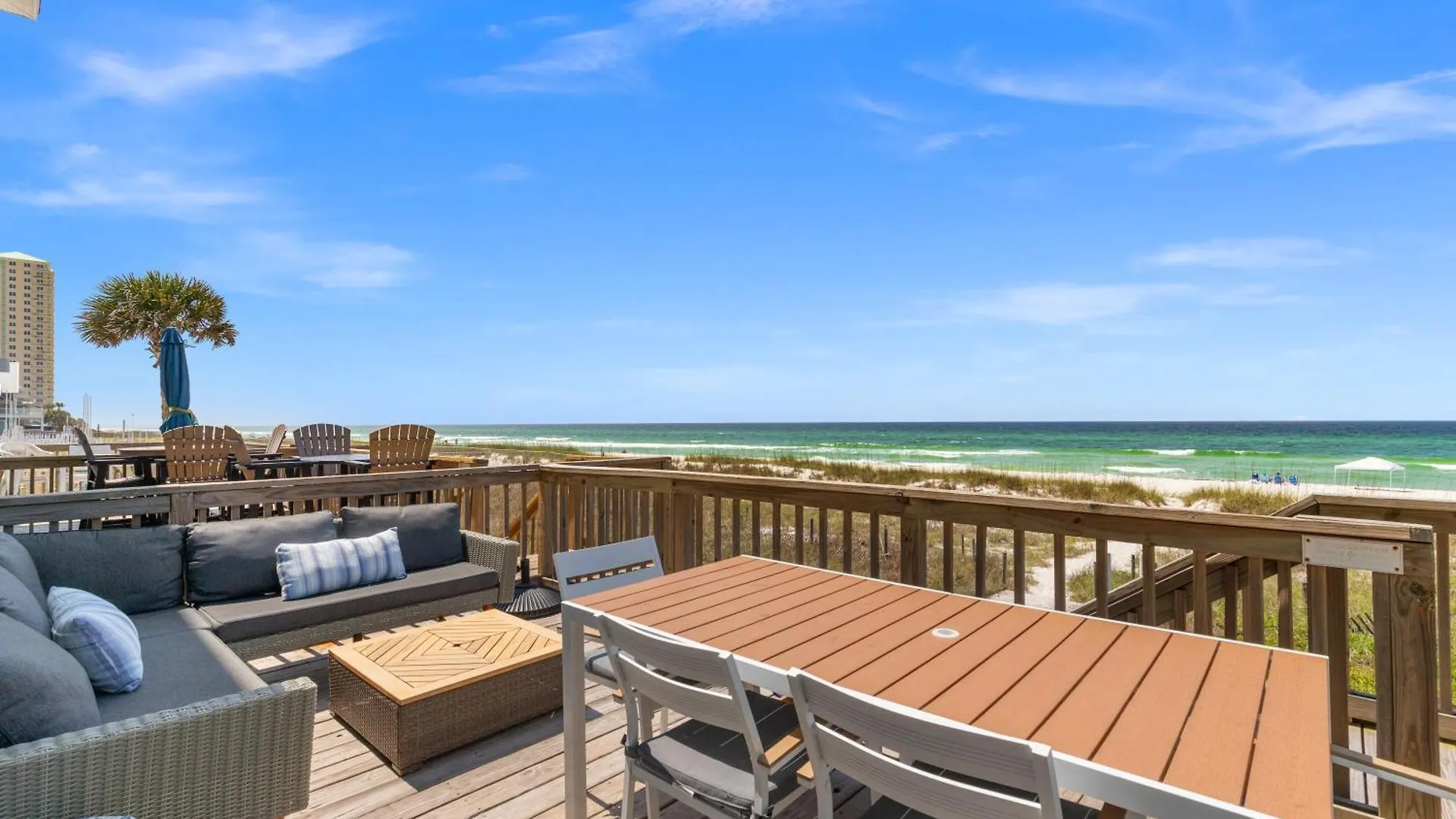 Wowza! You Have To See This Opulent Gulf Front Home! 5 Star Accommodation! Panama City Beach